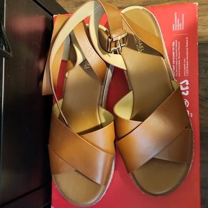 NEW! Michael Kors Abbott Sandal size 10